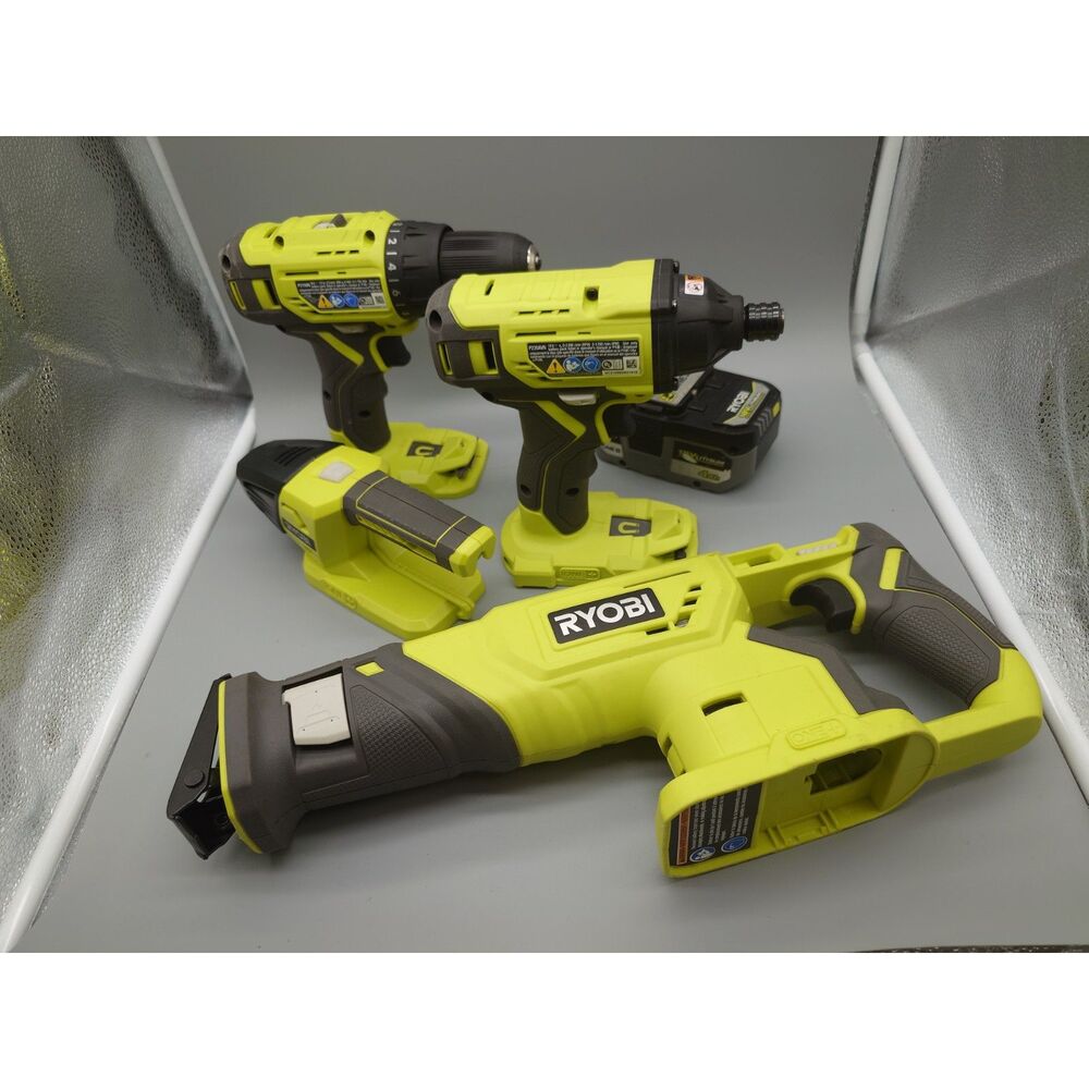 RYOBI TOOLS COMBO SET [GNH023727]